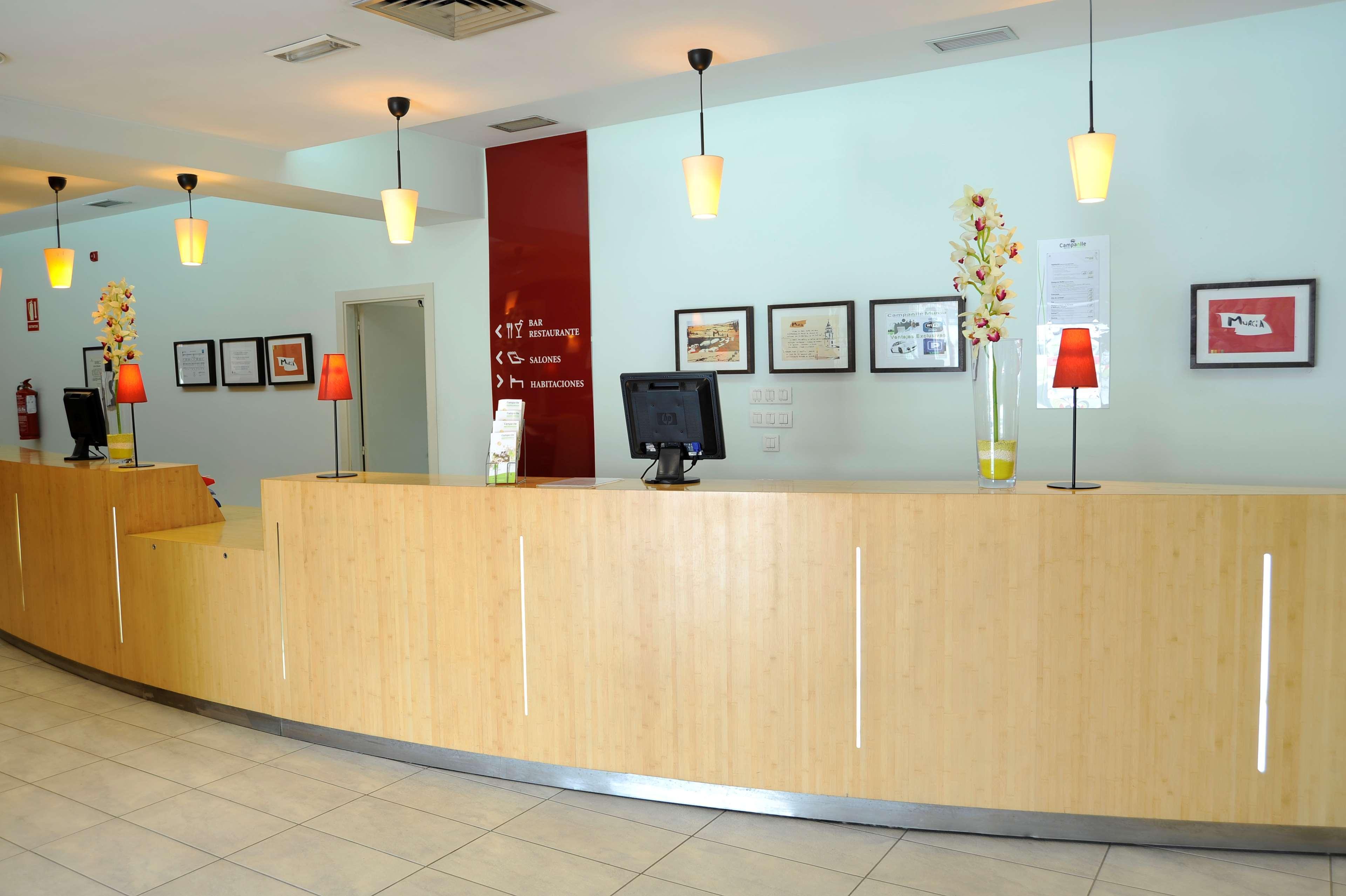 Travelodge Murcia Interior photo