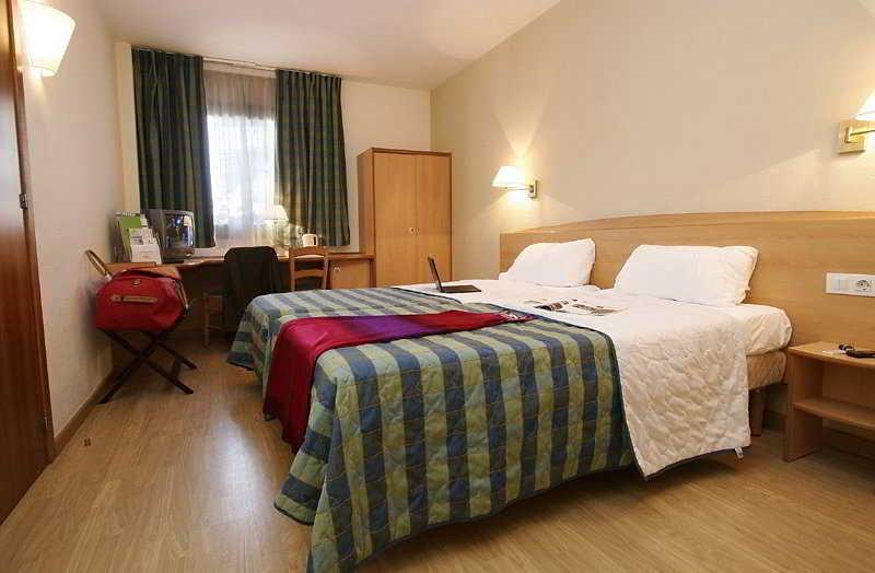 Travelodge Murcia Room photo